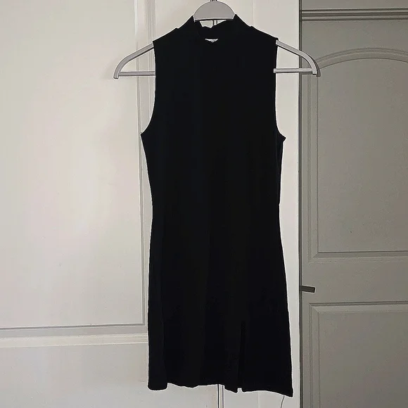 Reformation - Skylar Knit Dress Sleeveless Mini - XS Black - Picture 9 of 10